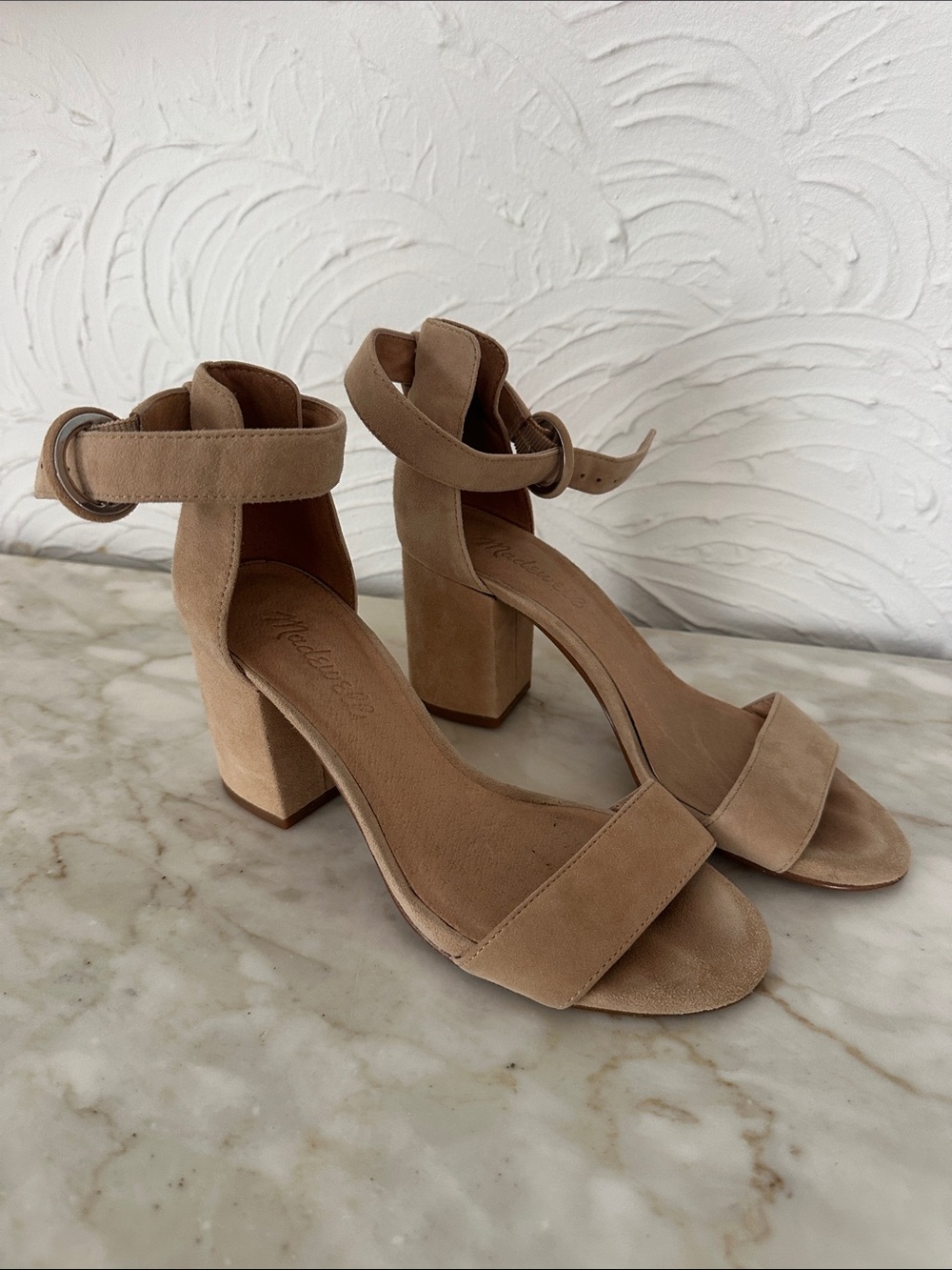 Madewell Suede Ankle-Strap Block Heel Sandals in Taupe